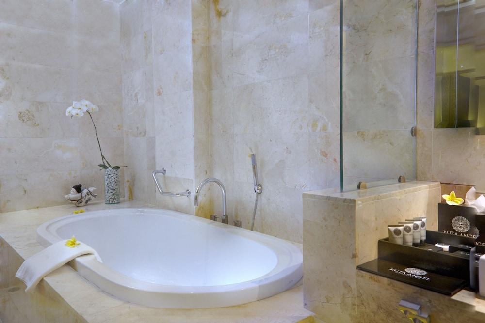 Kuta Angel Hotel - Luxurious Living מראה חיצוני תמונה