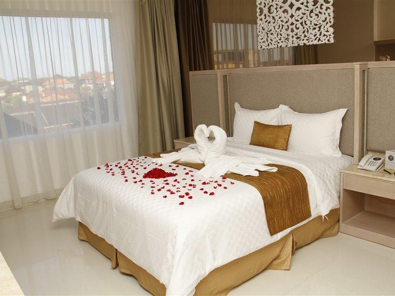 Kuta Angel Hotel - Luxurious Living מראה חיצוני תמונה