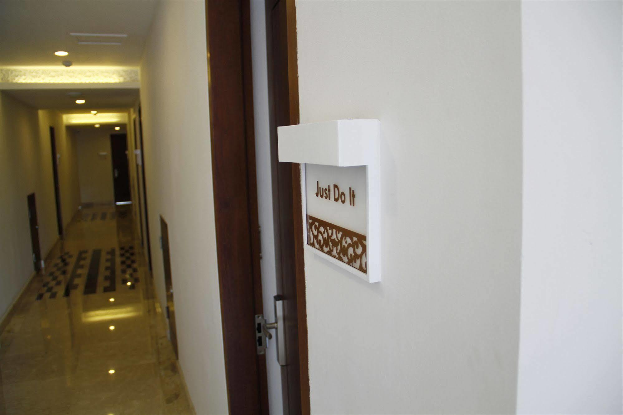 Kuta Angel Hotel - Luxurious Living מראה חיצוני תמונה