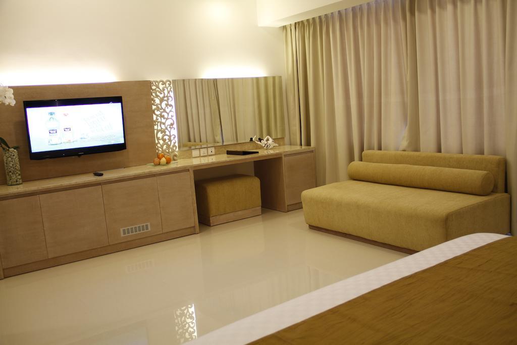 Kuta Angel Hotel - Luxurious Living מראה חיצוני תמונה